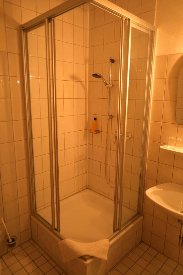 Hotel Zur Linde Salzgitter Εξωτερικό φωτογραφία