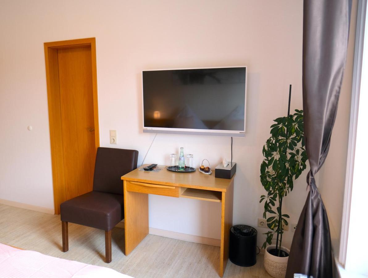 Hotel Zur Linde Salzgitter Εξωτερικό φωτογραφία